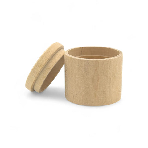 50 x 47 mm ümar treitud puidust ehtekarp kaanega