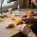 puidust hedgehog figuurid dekoreeritud koos väike amber pieces