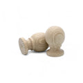 lähikaader  33 mm oak puidust mööblinupp showing wood grain