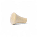 lähikaader  10 mm puidust mööblinupp showing wood grain
